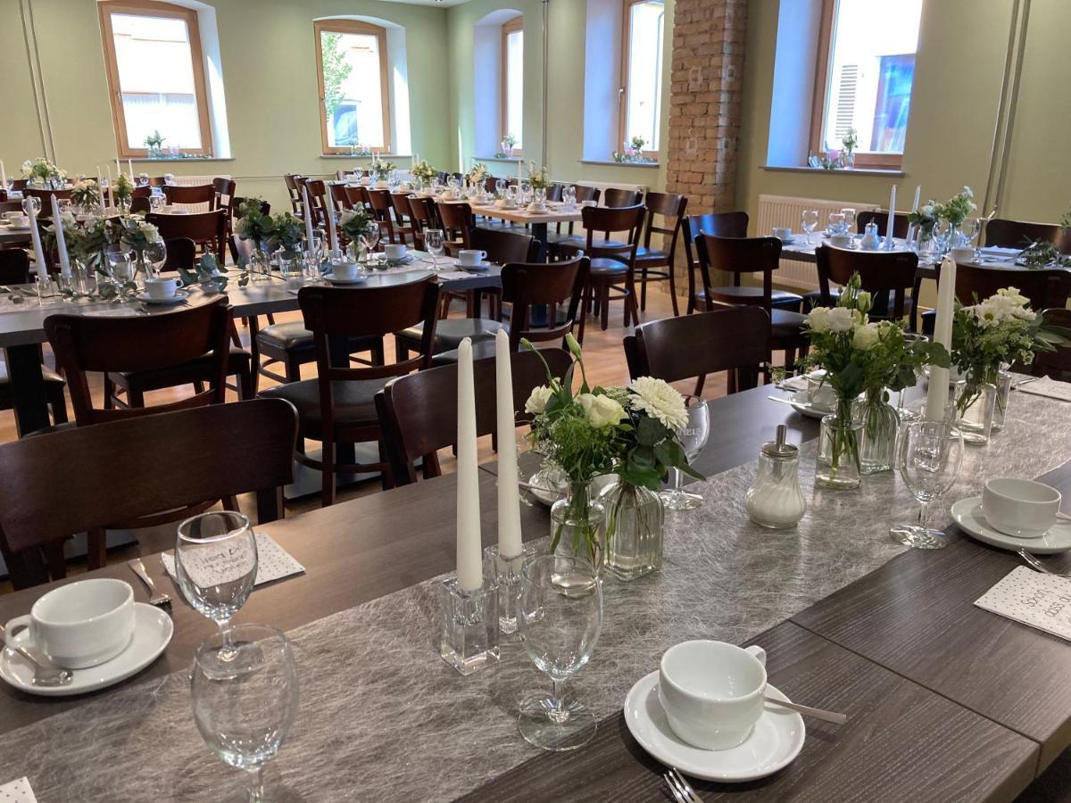 Hotel Buergerhausloewen Philippsburg Zewnętrze zdjęcie