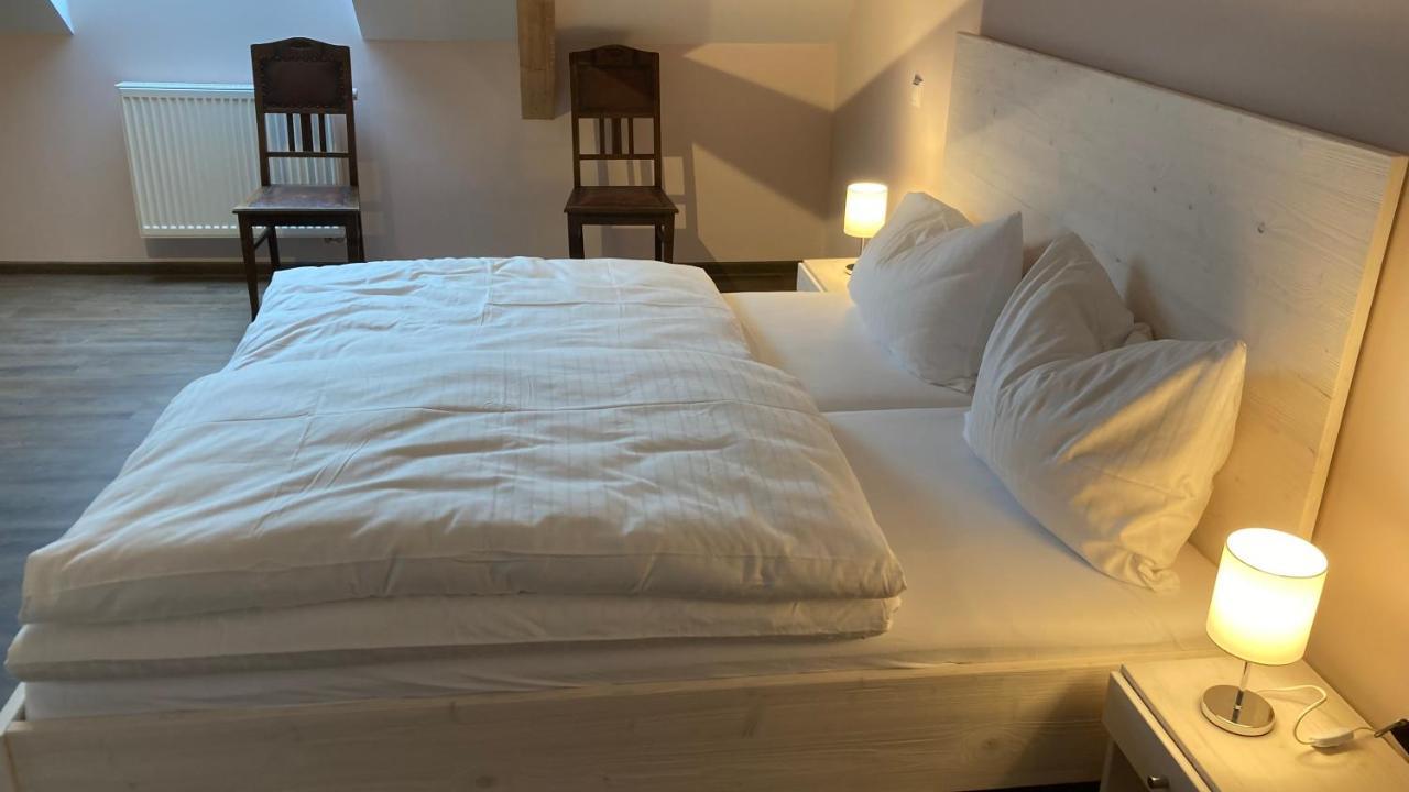 Hotel Buergerhausloewen Philippsburg Zewnętrze zdjęcie